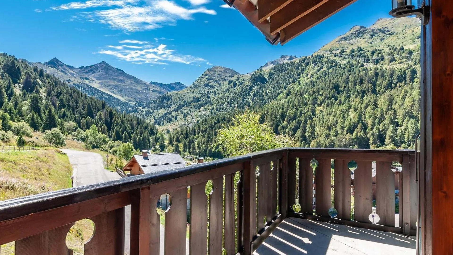 Appartement Chalet Cosy A Meribel Avec Mezzanine Et Cuisine Equipee - Fr-1-355-100 Frankrijk
